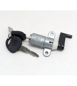 SEAT LOCK W/ KEY - PEOPLE 50